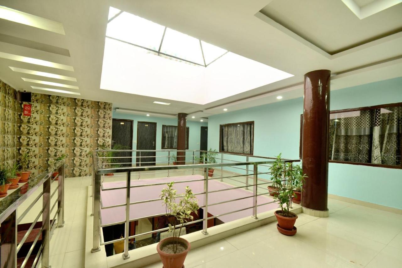 Oyo 8622 Hotel Grand Inn Chandīgarh エクステリア 写真